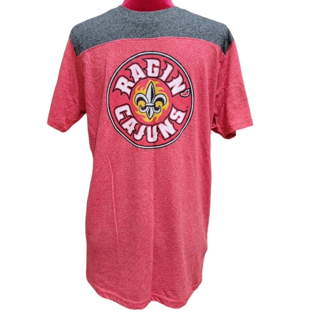 Ragin' Cajuns tshirt size medium